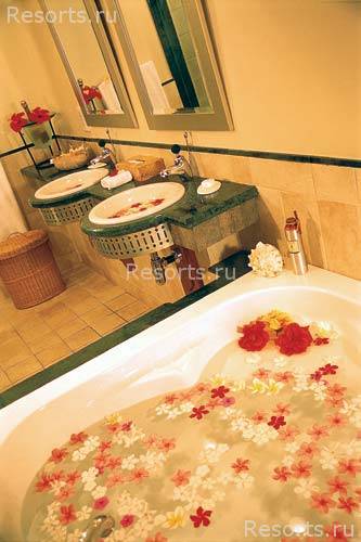 Legends Hotel 10
